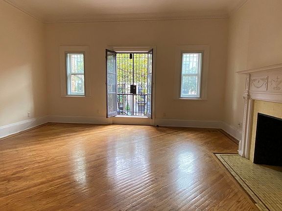2nd image of 225 W 139th St APT 2