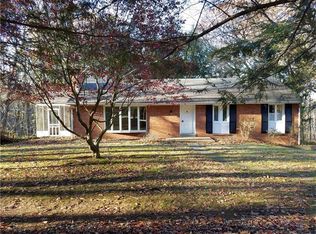 15 Chapel Ridge Ct, Pittsburgh, PA 15238