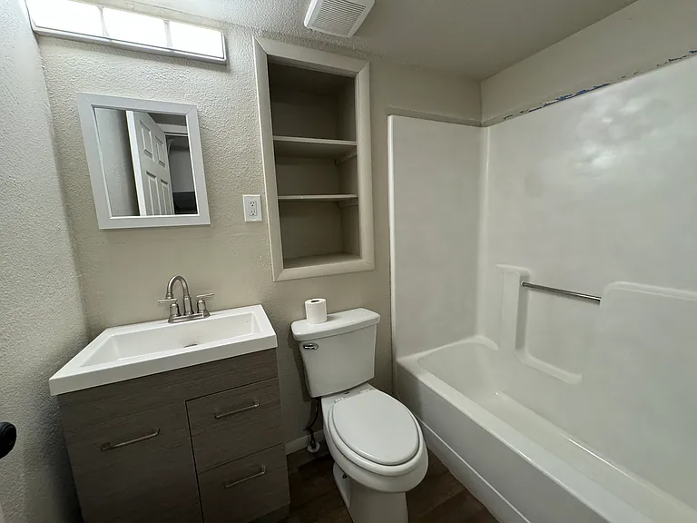 12 S Wade Ave #2 — Photo 6