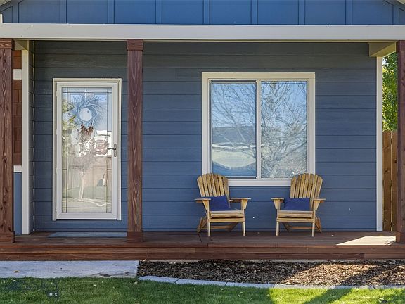 4th image of 331 Shelter Grove Cir