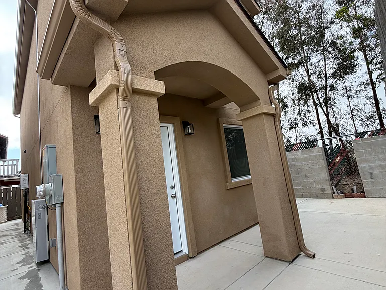 8171 Jade Coast Rd — Photo 2
