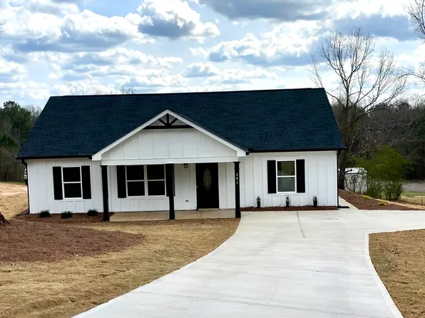 591 Nails Creek Xing, Royston, GA 30662
