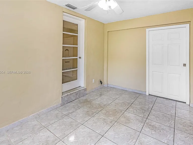 1015 Cortez St — Photo 16