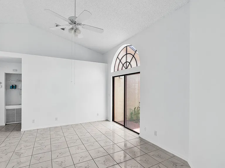 12382 Pleasant Green Way — Photo 55