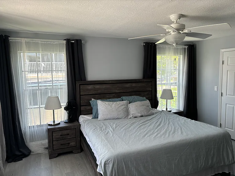 252 Dolphin Point #C — Photo 7