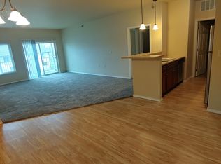 2324 10th St #211, Brookings, SD 57006