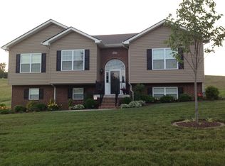 2724 Rock Springs Rd, Kingsport, TN 37664