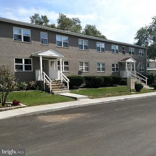 Roberts Road Apartments, Llc — Photo 1