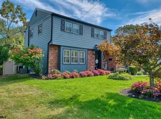 4 Par Dr, Somers Point, NJ 08244