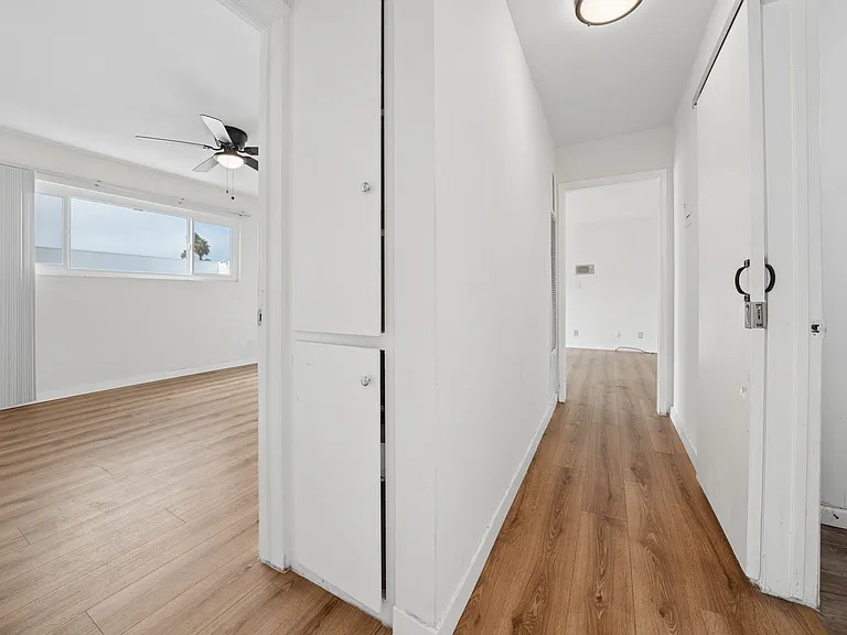 16900 Parthenia St #20 — Photo 7