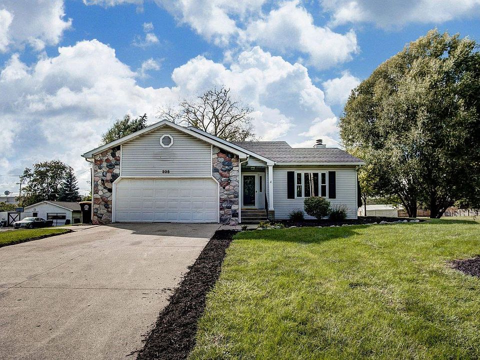 325 Inwood Dr, Fort Wayne, IN 46815 Zillow
