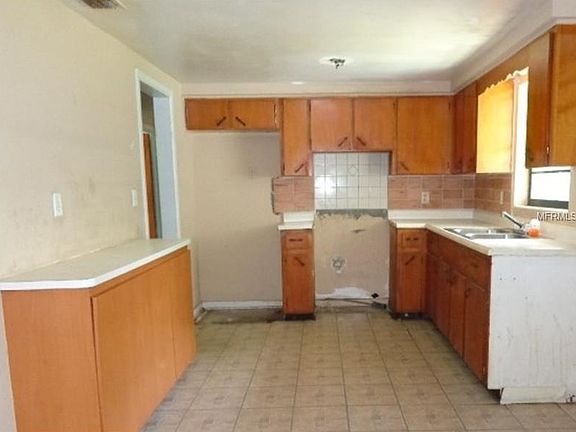 4th image of 6204 Tucker Ct