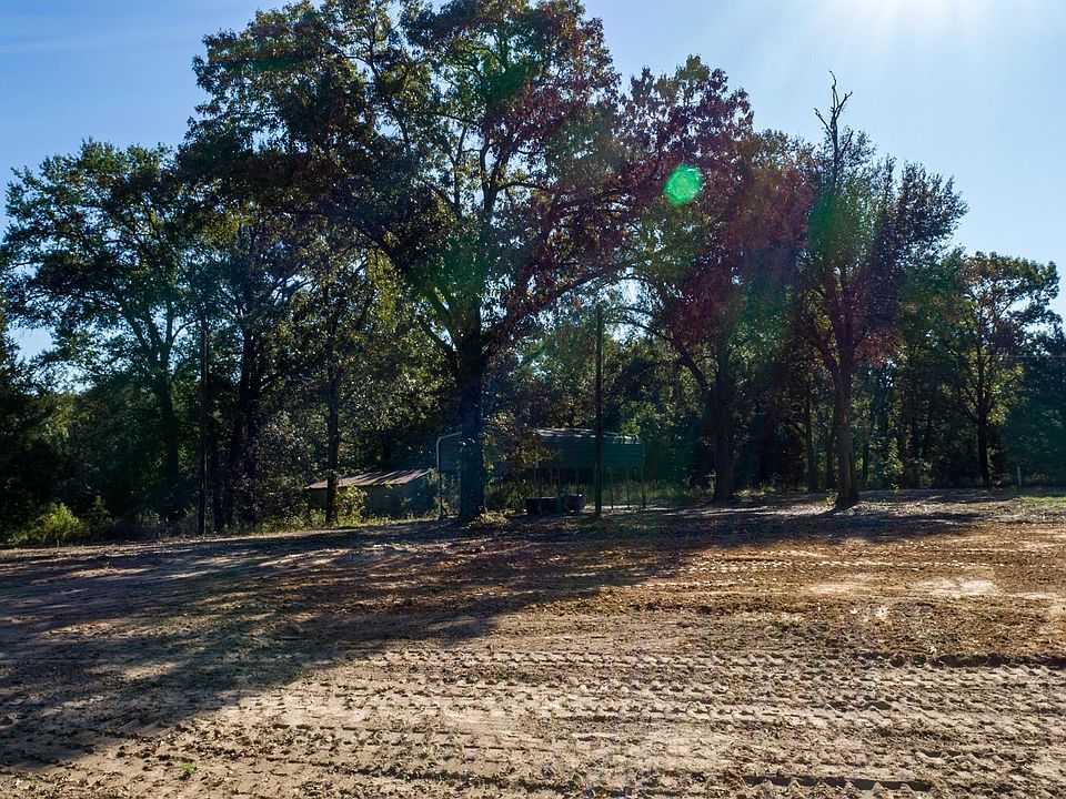1st image of 412 Rs County Rd #1275
