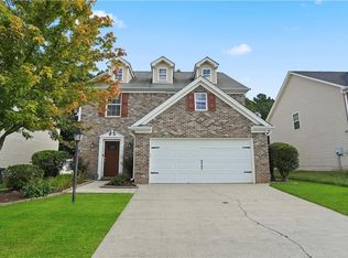 976 Hawthorn Ln, Grayson, GA 30017