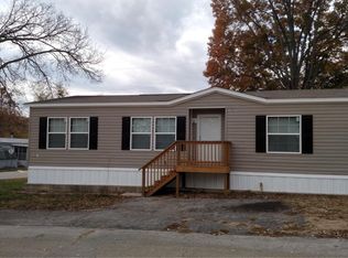 101 Aveiro Dr, Fenton, MO 63026