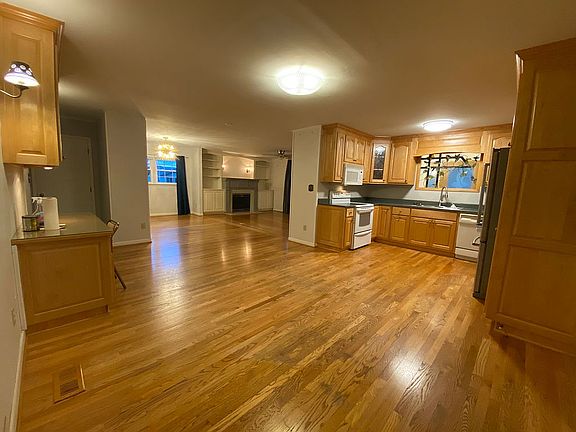 4th image of 4315 Hunt Dr NW