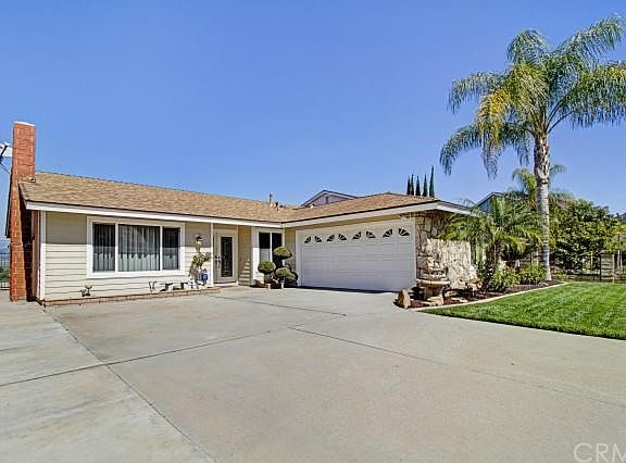 2nd image of 23473 Stirrup Dr