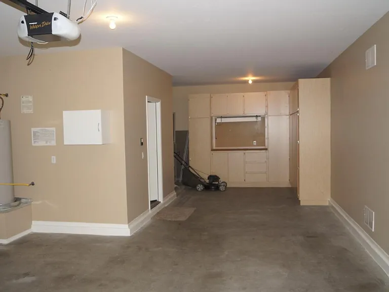 3761 W Wayne Ln — Photo 21