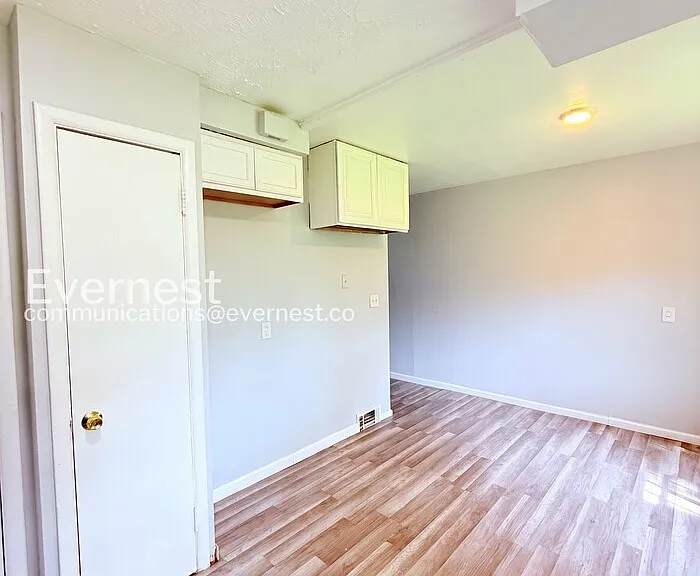 15378 Meyers Rd — Photo 8