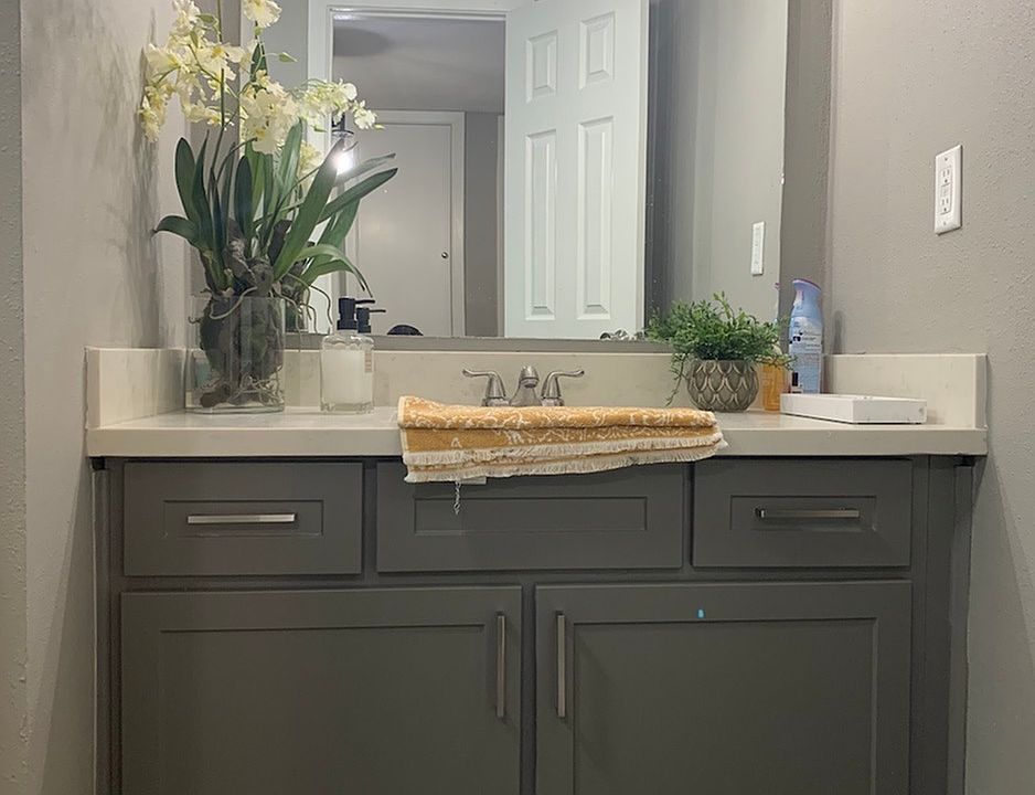 Interior Washroom at Trailwood Village Apartments