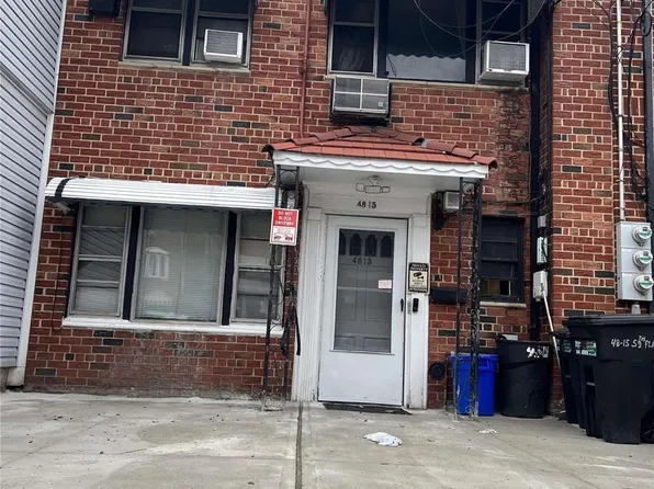 48-15 59th Pl, Woodside, NY 11377