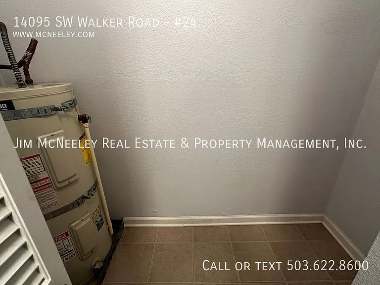 14095 SW Walker Rd #24 — Photo 8