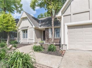 12109 S Hagan St, Olathe, KS 66062