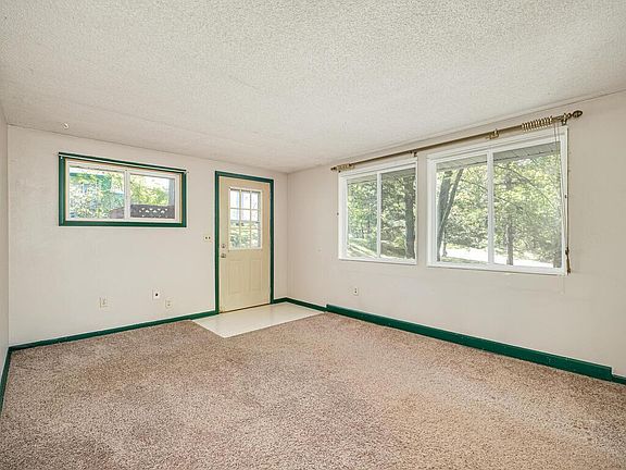 4th image of 20903 Juno Ave N