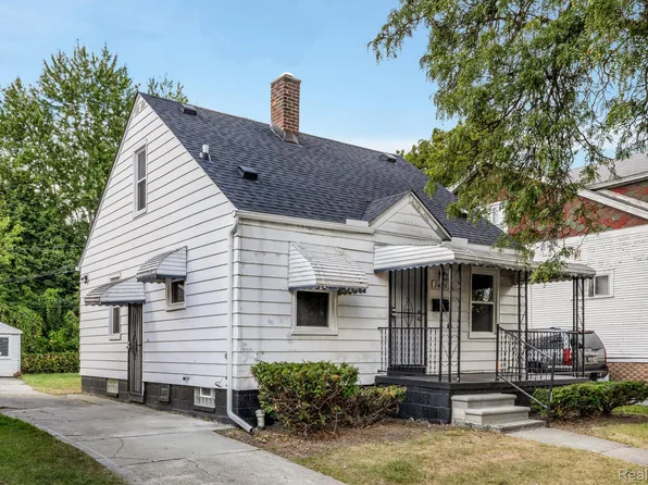 7421 Warwick St, Detroit, MI 48228