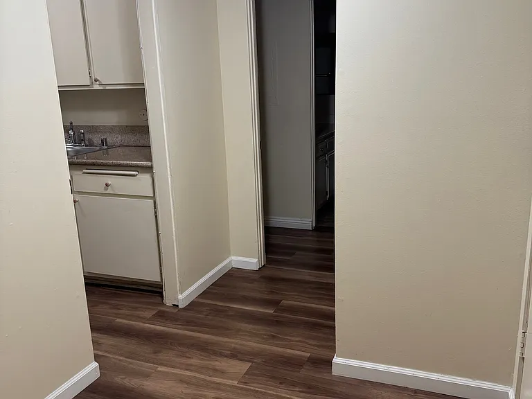 Entry with front door closed