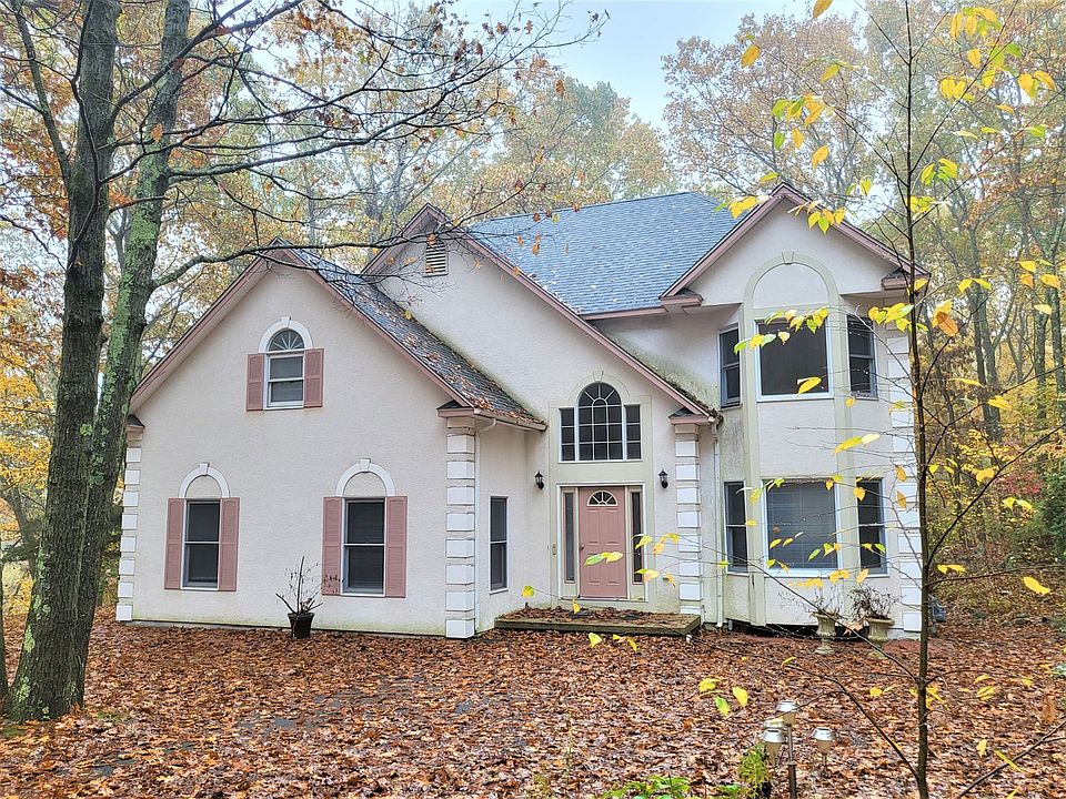 1st image of 22 Ducarl Dr