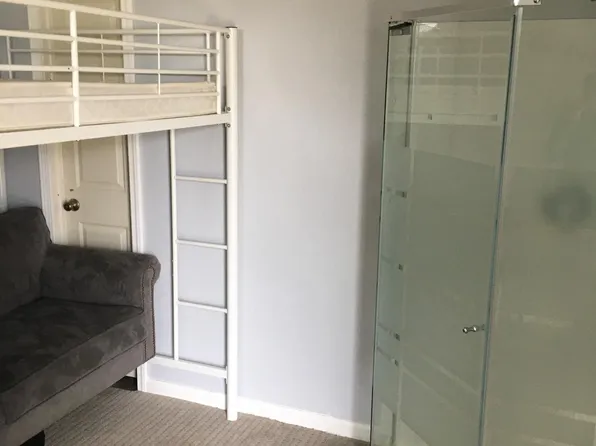 727 Wooster Rd W, Barberton, OH 44203