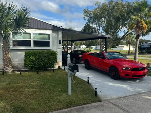 592 Eagles Nest, Plant City, FL 33565