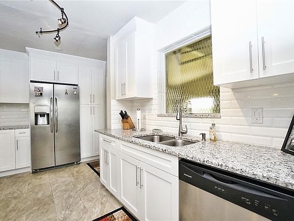 4th image of 21314 Percy Ave