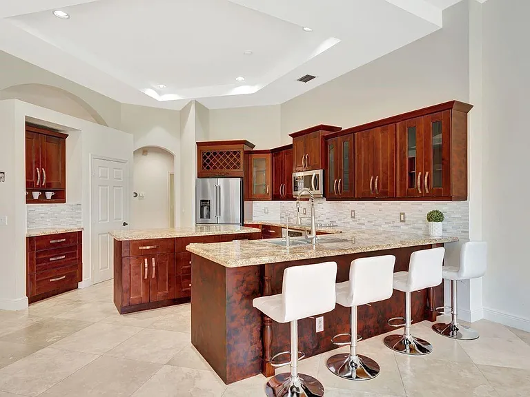2491 Eagle Run Dr — Photo 26