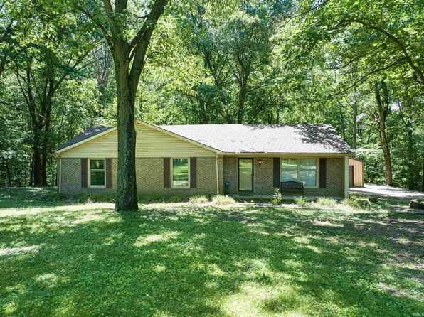 1833 Mount Gilead Rd, Boonville, IN 47601