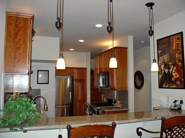 1st image of 929 Northwood Blvd #2