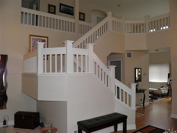 Spectacular Sweeping Stairwell