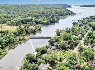 521 Locust Point Rd, Rumson, NJ 07760