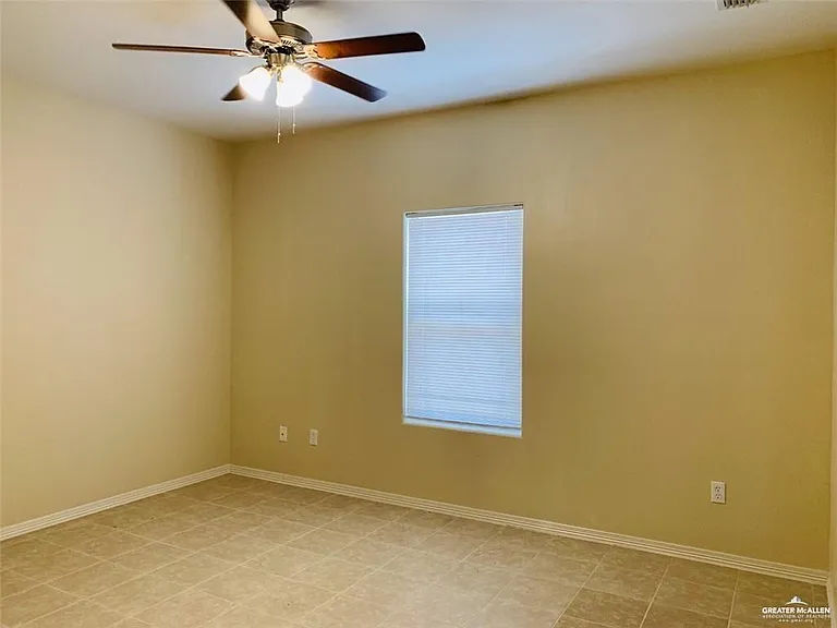 2706 E Garfield Ave #3 — Photo 7