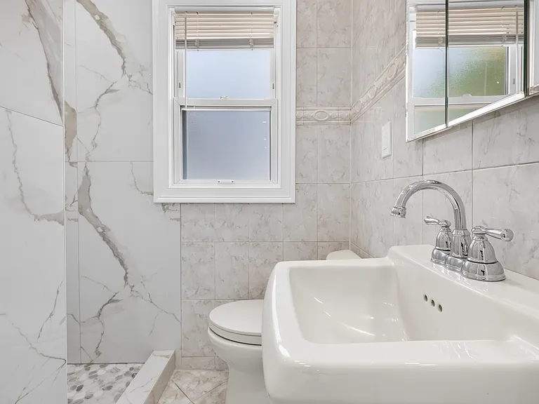 88 Buffalo Ave #2 — Photo 19