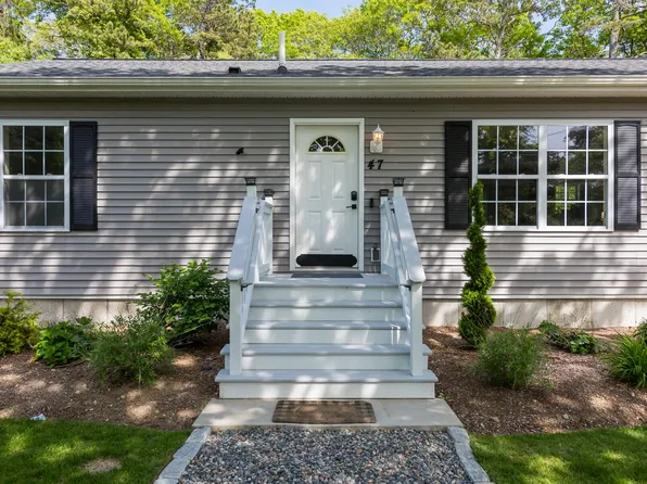 47 Currier Road, East Falmouth, MA 02536