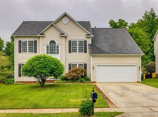 104 Cresthill Ln, Fort Mill, SC 29715