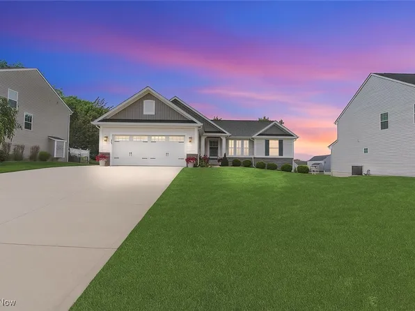 2830 Superior Dr, Uniontown, OH 44685