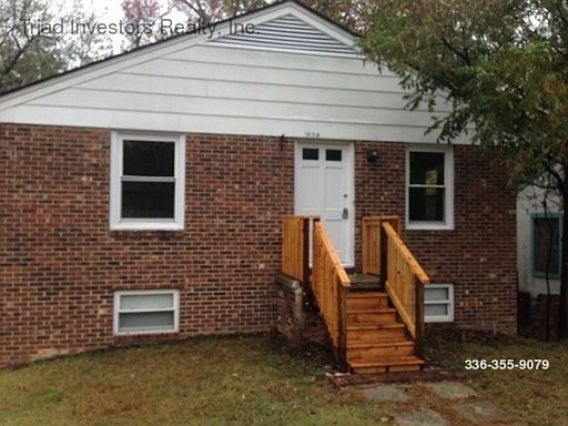 1st image of 1815-A Willora St