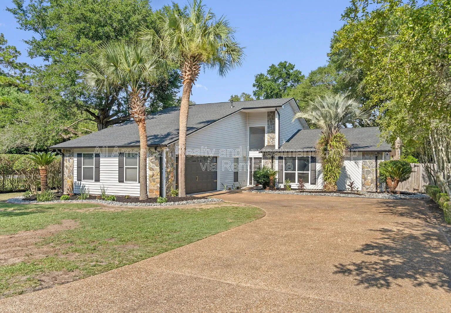 3 bed, 3.0 bath, 2527 sqft, $3,495 — Photo 1