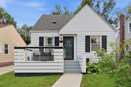photo property thumbnail