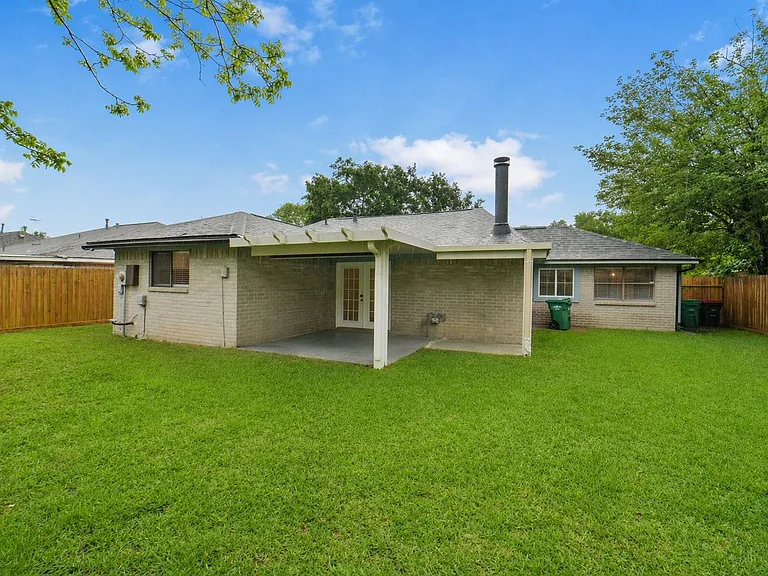 21211 Park Mount Dr — Photo 46