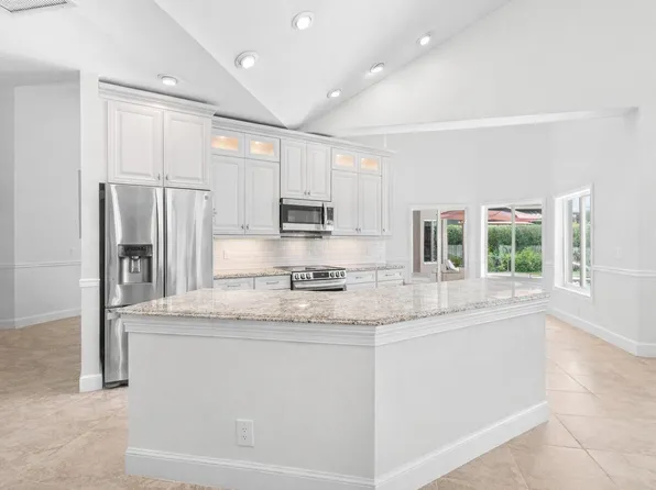 5986 Vista Linda Lane, Boca Raton, FL 33433