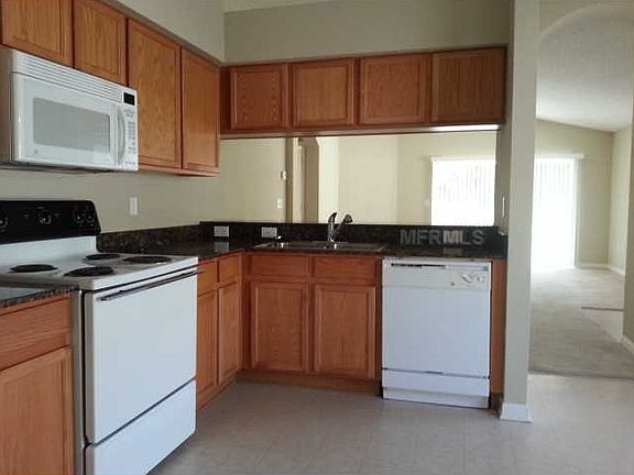 4th image of 11803 Lynmoor Dr